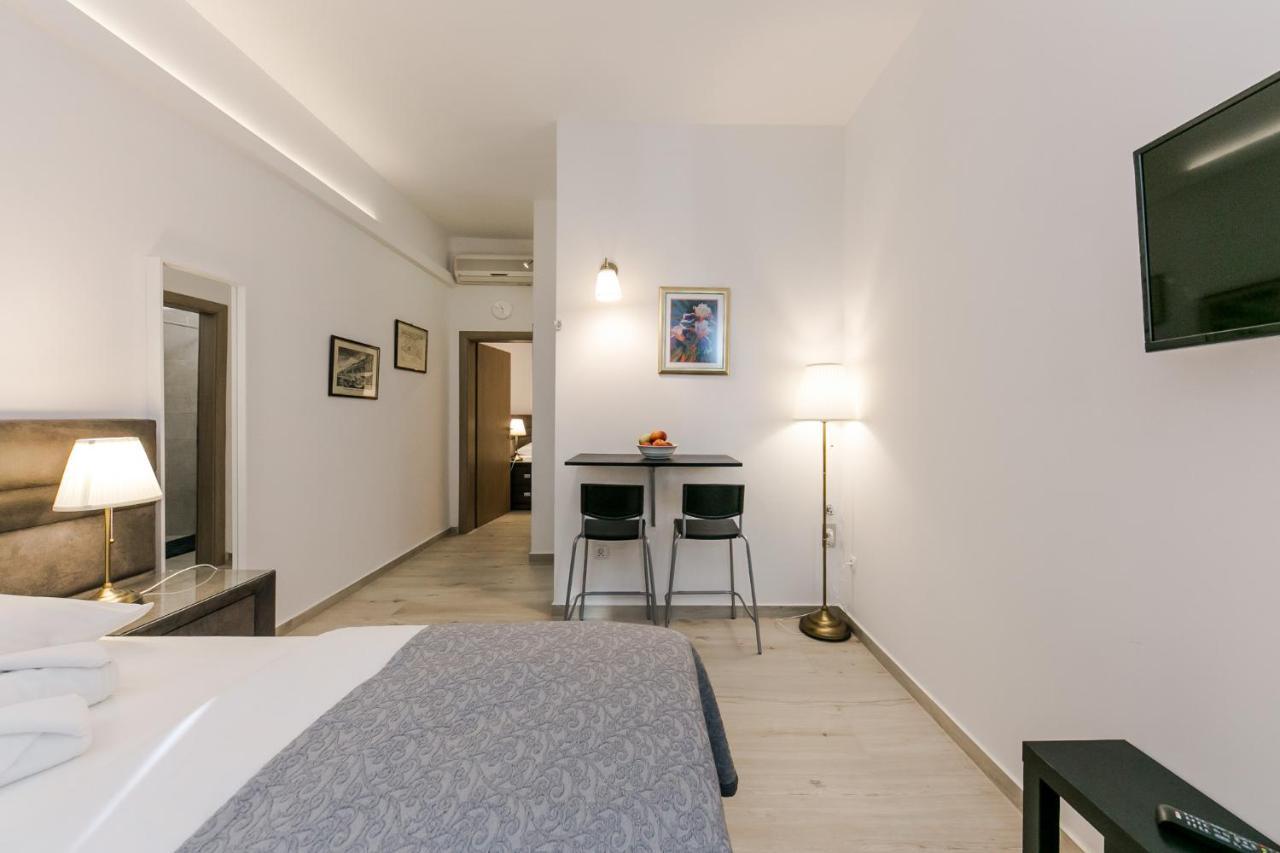 Palomia B Apartment Split Exterior photo